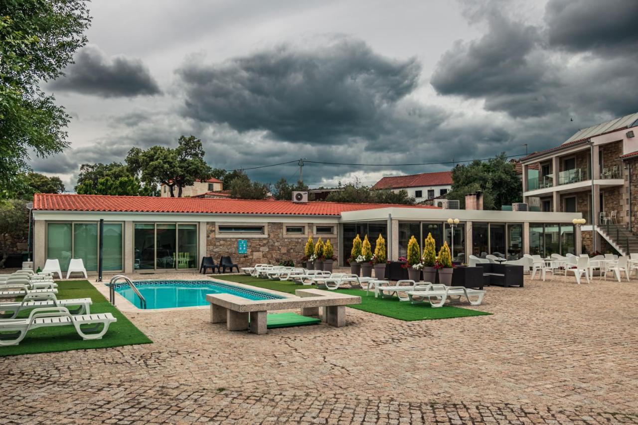 ホテル Casas Campo Cimo Da Quinta ミランダ・ド・ドウロ エクステリア 写真