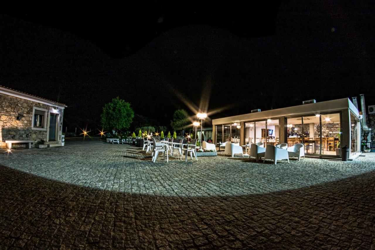ホテル Casas Campo Cimo Da Quinta ミランダ・ド・ドウロ エクステリア 写真